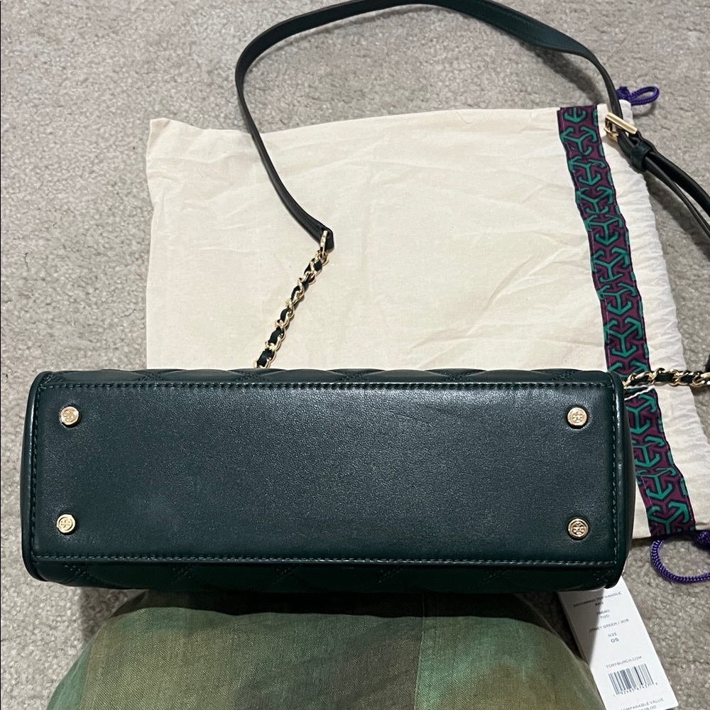 Tory Burch Dark Green Quilted Shoulder Bag - Picture 3 of 11